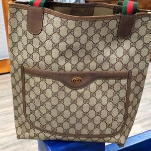 Gucci Supreme Tote